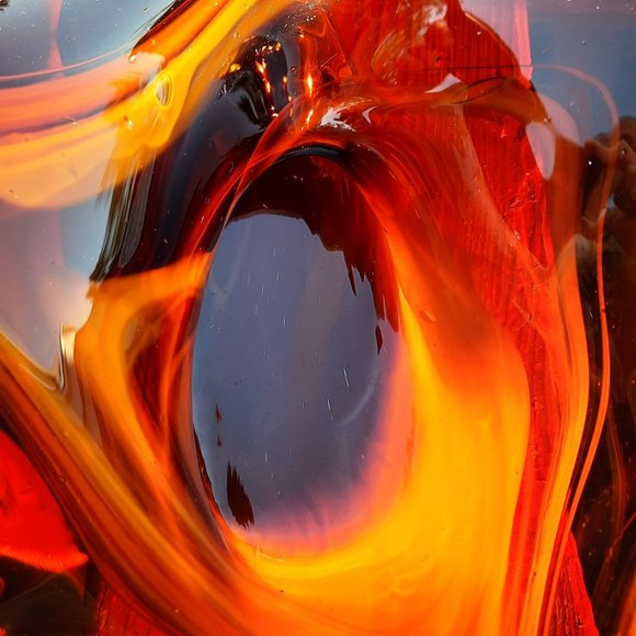 1960s Hand-Blown Sooner Glass Swan Vase - Picture 6 of 11